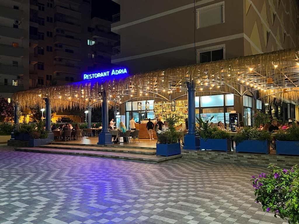 Shëngjin Hotel Adria מראה חיצוני תמונה