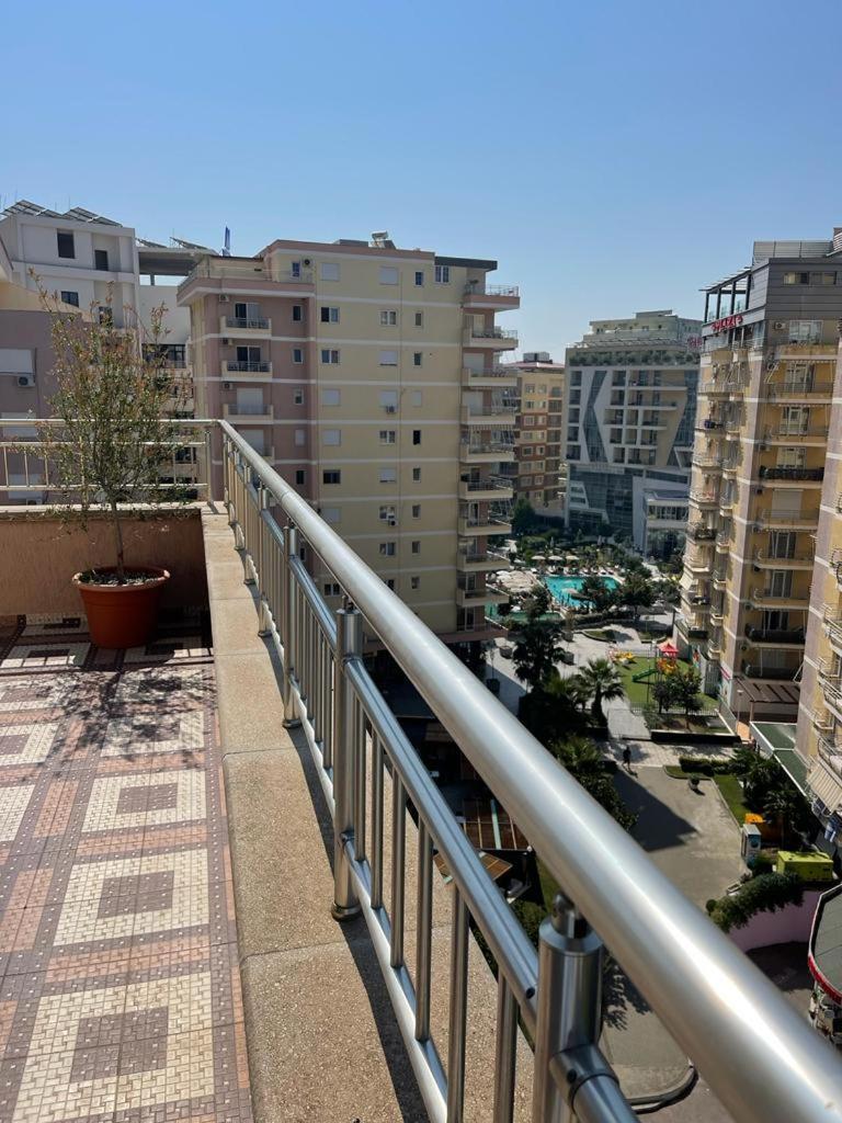 Shëngjin Hotel Adria מראה חיצוני תמונה