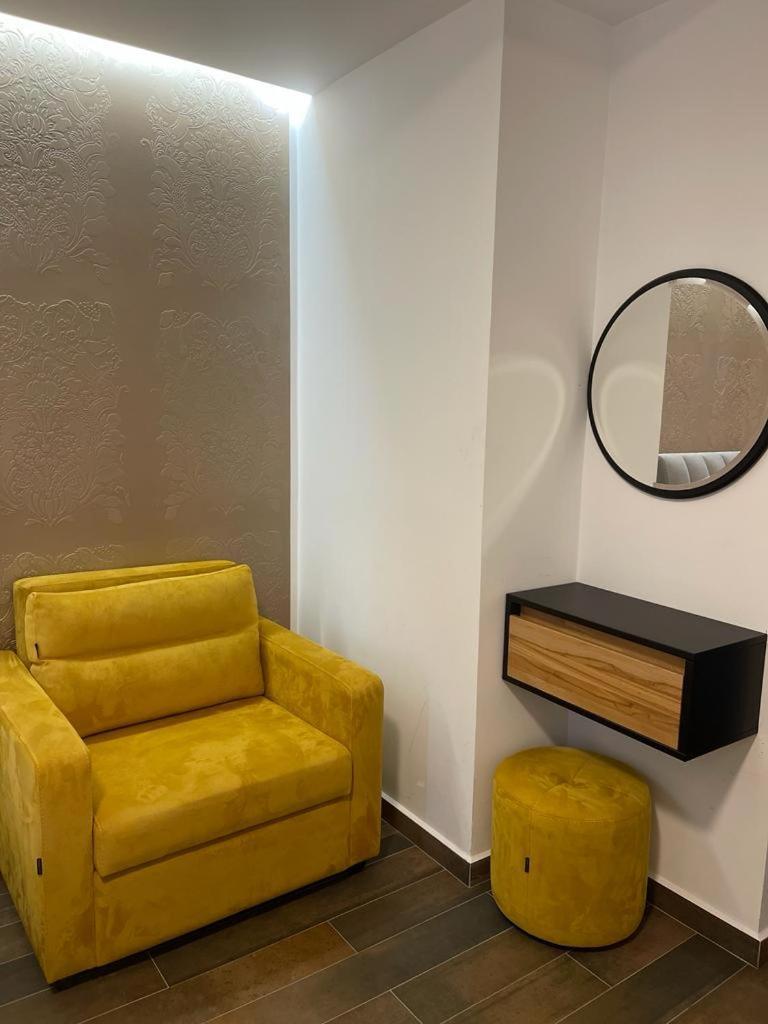 Shëngjin Hotel Adria מראה חיצוני תמונה