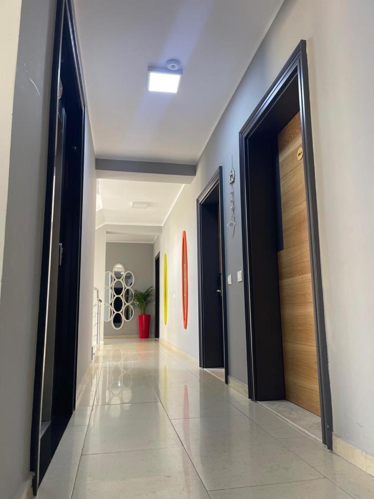 Shëngjin Hotel Adria מראה חיצוני תמונה
