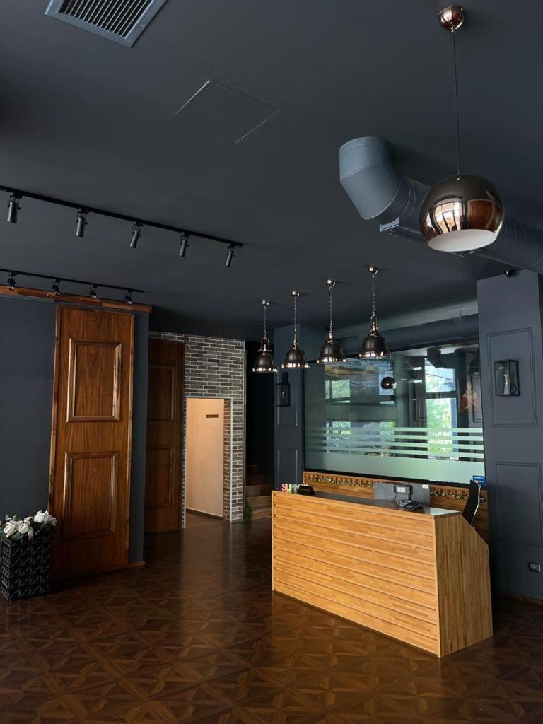 Shëngjin Hotel Adria מראה חיצוני תמונה