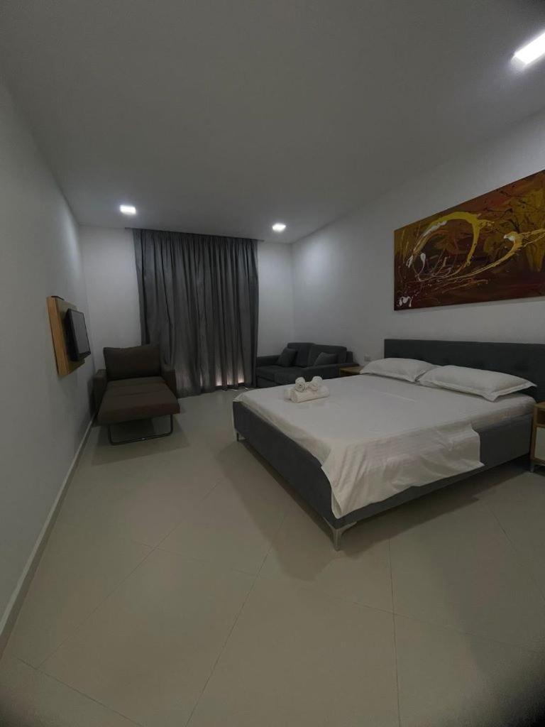 Shëngjin Hotel Adria מראה חיצוני תמונה